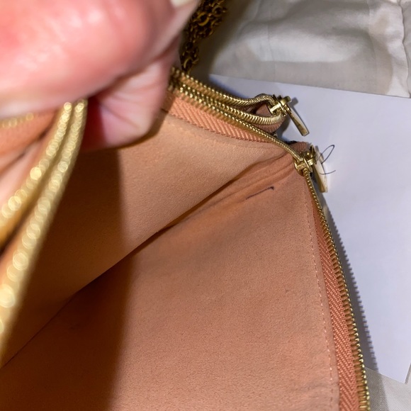 Louis Vuitton Pochette Double Zip - Picture 9 of 10